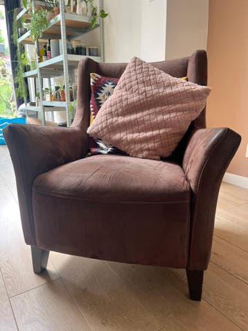 Heerlijk zittende bruine fauteuil - gratis af te halen