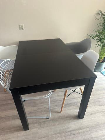 GRATIS Ikea bjursta uitschuifbare eettafel 140 x 84 cm