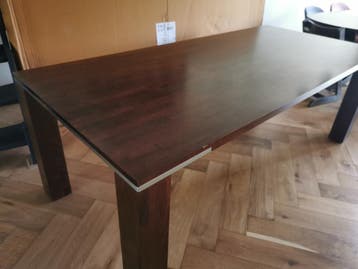 Gratis eettafel 2.20 x 1.00m rubberwood donker bruin