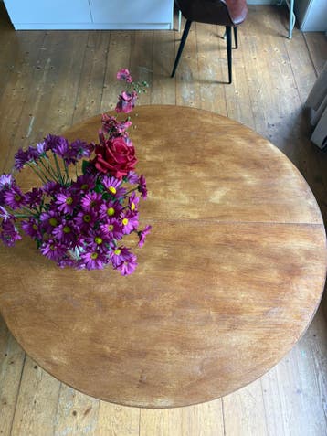 Massieve houten tafel - rond & ovaal