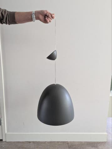 Moderne donkergrijze hanglamp - Zo goed als nieuw
