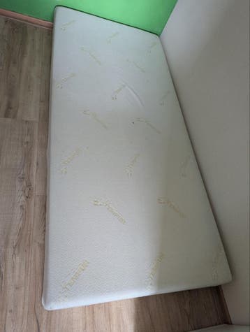 Tempur matras. 90x200 cm ca 20cm dik