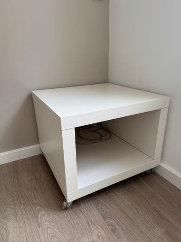 2 leuke salontafels Gratis af te halen!
