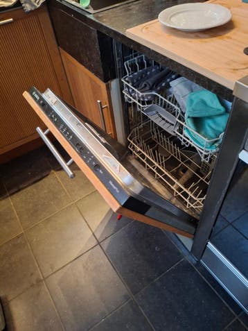Defect. Inbouw Bosch Silence plus vaatwasser.