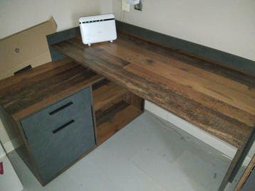 Modern Hoekbureau met Opbergruimte - Hout en Grijs