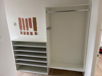 Gratis af te halen: kapstok en schoenenkast