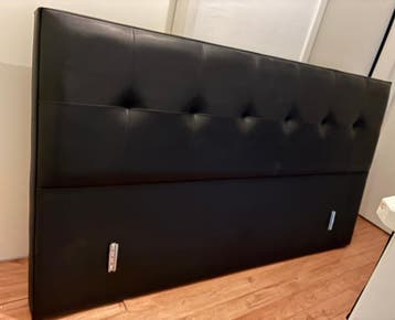 Hoofdbord in prachtige staat van zware lederlook