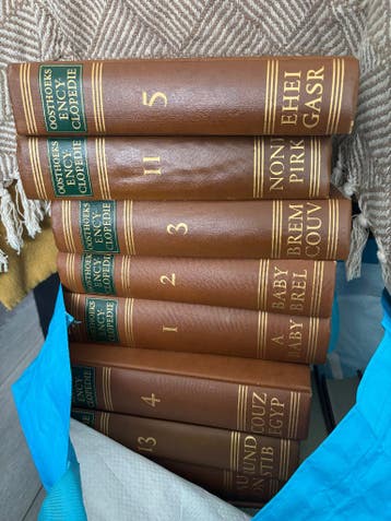De Grote Oosthoek Encyclopedie (6e druk 1964)