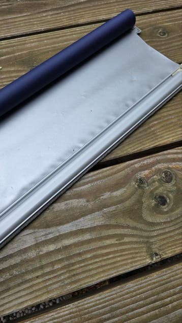Gratis afhalen: Verduisterend rolgordijn voor Velux dakraam