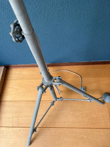 Gratis af te halen, vloer lamp