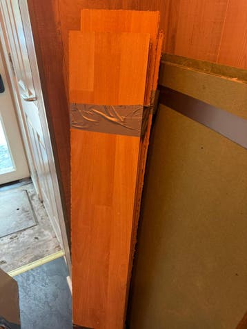 Laminaat and underfloor for free