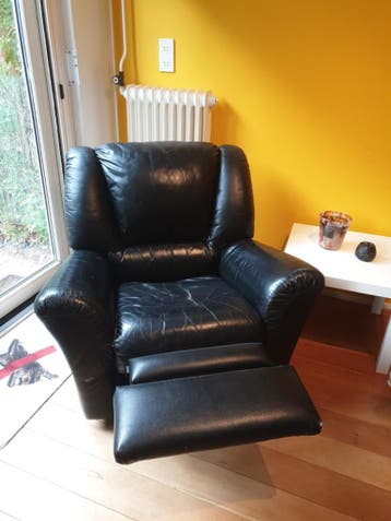Relax-fauteuil met uitklapbare voetensteun zwart nepleer