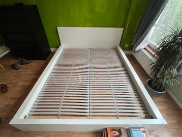 Bed met lattenbodem 160cm