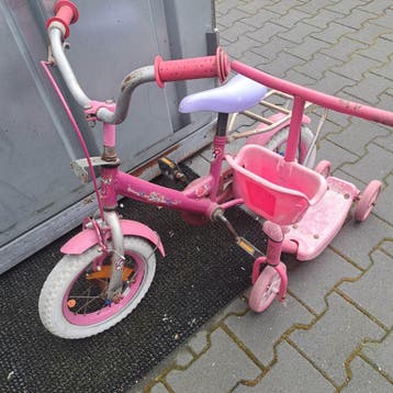 Gratis oud fietsje en step