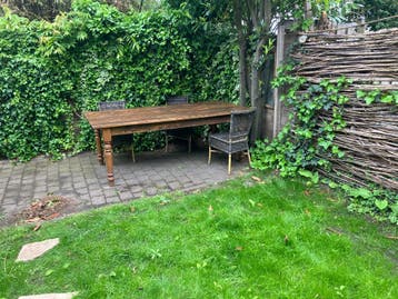 Houten tafel 215x103x77 (lxbxh) GRATIS AF TE HALEN!
