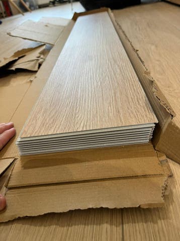 Klik PVC beige vloren 8 pcs gratis