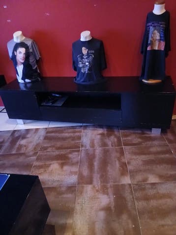Tv kast 2 meter gratis