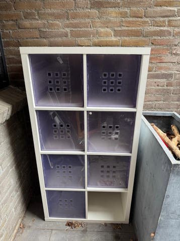 Ikea Kallax met bakken