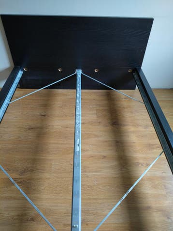 Gratis! Ikea MALM Zwart-Bruin 160 x 200 cm ZONDER MATRAS