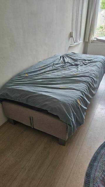 Base and matress - Single bed