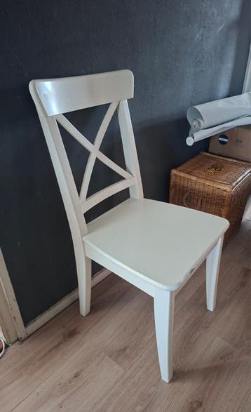 Eetkamerstoelen 4 gratis