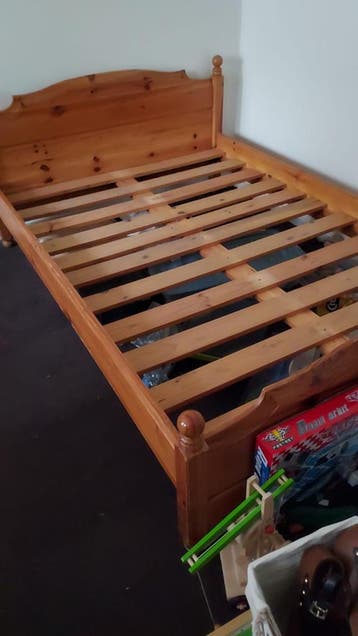 Twee persoonsbed 140x200