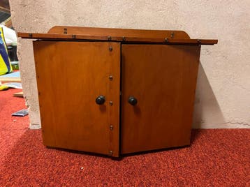 Poppen kleding kast 50cm x34