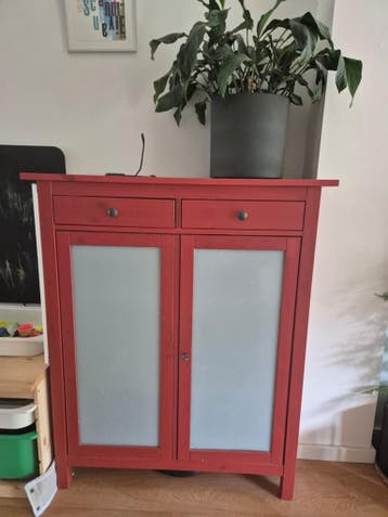 GRATIS: IKEA Hemnes kast rood