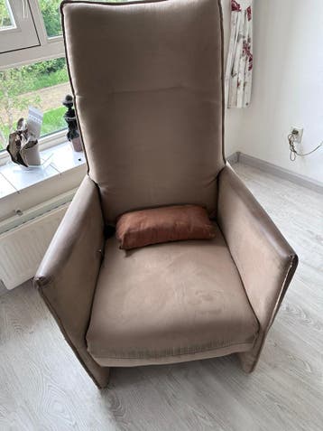 Verstelbare fauteuil kleur taupe