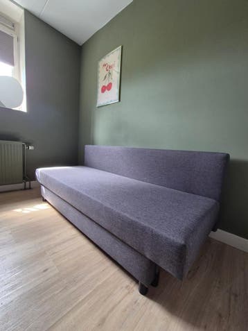 IKEA slaapbank met opbergruimte