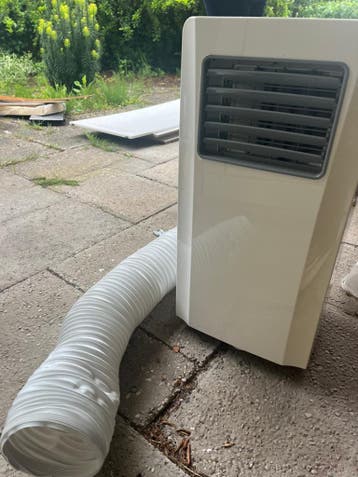 Gratis af te halen: Mobiele airco, werkt naar behoren