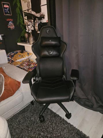 Gratis Msi gamingstoel.