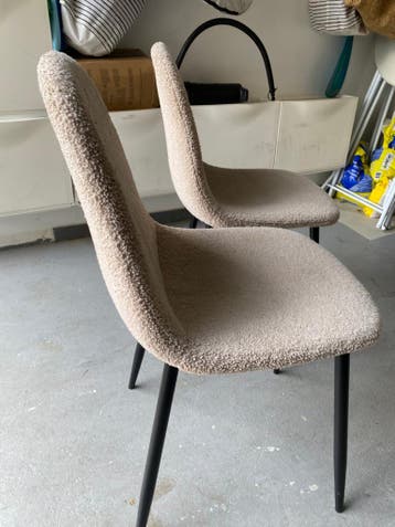 Eetkamer stoelen gratis 3x beige en 1x grijs