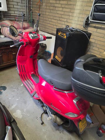 vespa s 4 tact