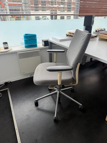 2x Vitra bureaustoel gratis ophalen zsm
