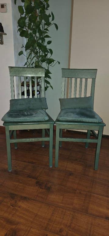 Eetkamer eettafel stoelen groen 2 stuks