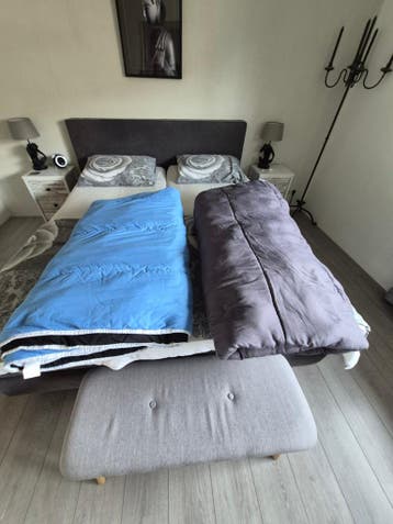 Twee 2 persoons dekbedden