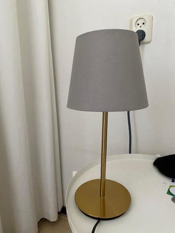 GRATIS: IKEA tafellamp