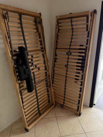 2 verstelbare lattenbodems 80 x 200 - gratis op te halen!