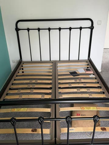 GRATIS 140x200 bed met of zonder matras