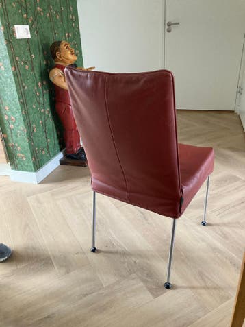 Gratis af te halen: 6 eetkamerstoelen