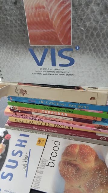 16 kookboeken - gratis op te halen
