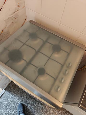 Etna gasfornuis met 4 kookzones en glazen afdekplaat