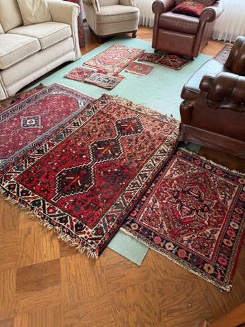 Set van diverse Perzische tapijten en kleden
