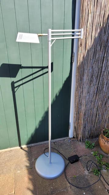 Staande halogeenlamp