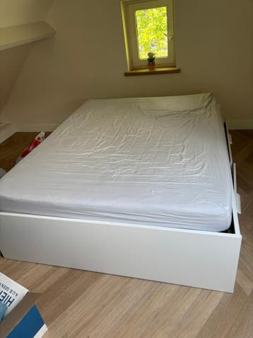 Tweepersoonsbed Ikea met lades 160x200 - zonder matras