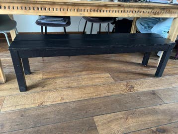 Zwarte houten bank - perfect voor eetkamer of hal