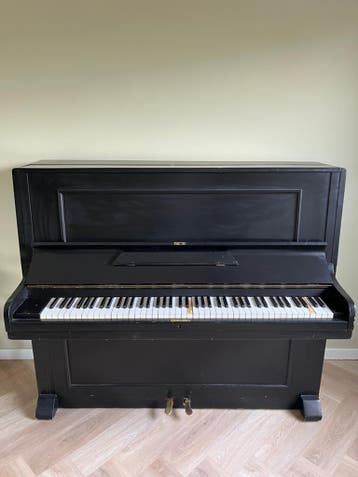 Piano zwart (moet weg)