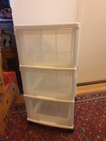 GRATIS Kunstof ladeblokje op wielen