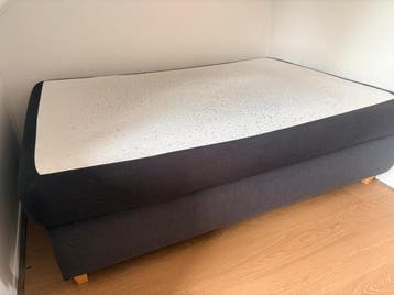 Bed 140x200 gratis ophalen